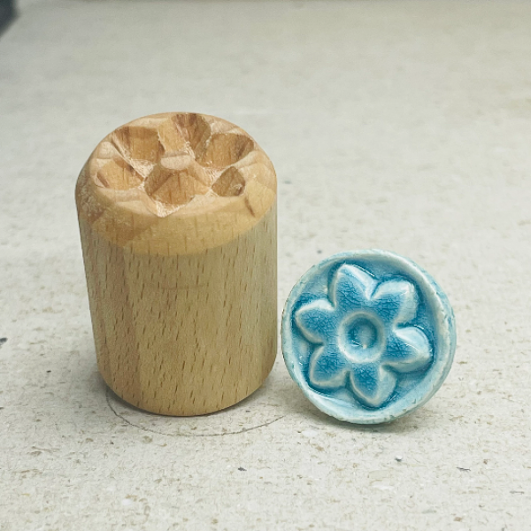 Blume-29n Runde Stempel TONA arts