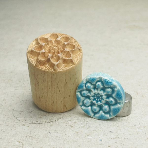 Blume-9 Runde Stempel TONA arts